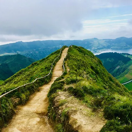 Sea Roots Garden Zone Chalet